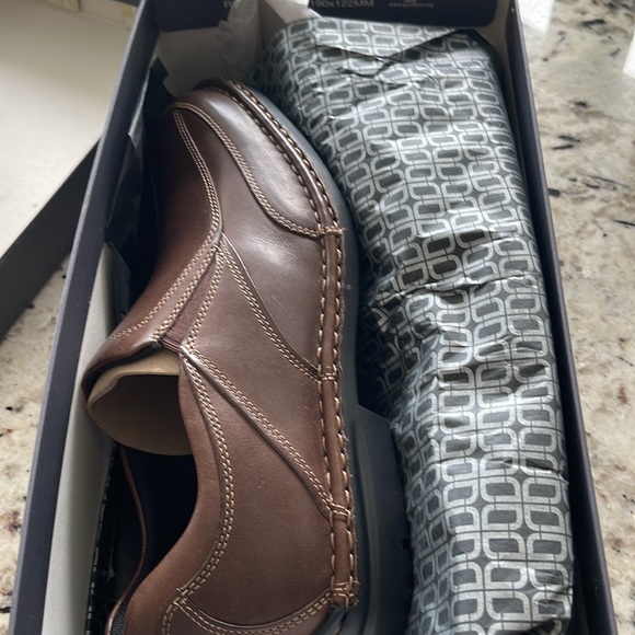 Rockport NEW* comes with box - Picture 4 of 4